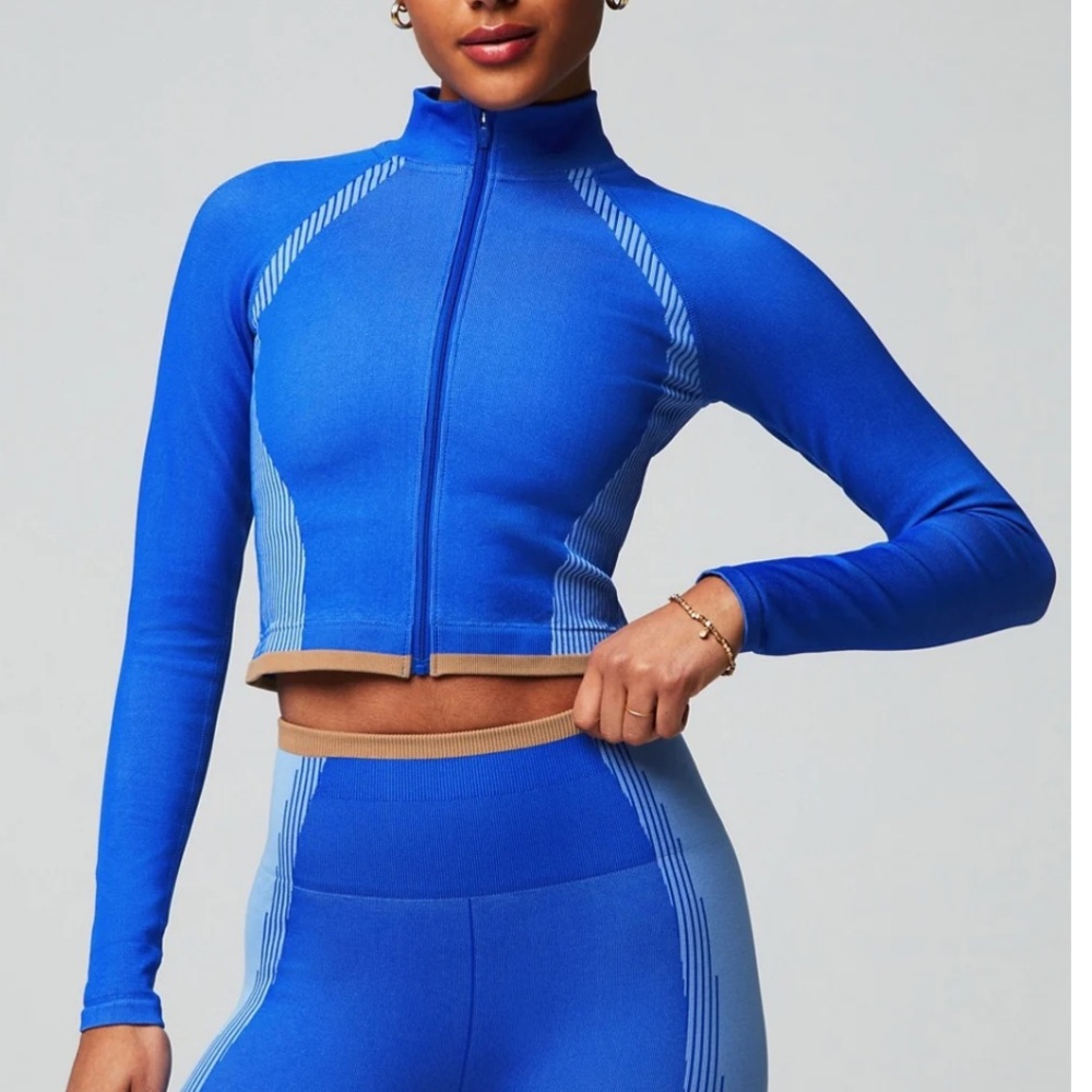 Fabletics Seamless Fusion, Cropped, Moisture-Wicking, 
Jacket, Size XS